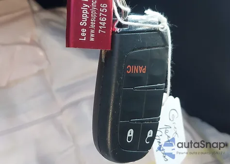 2019 Jeep Compass Latitude 4X4 from USA, damaged, VIN 3C4NJDBB8KT786614